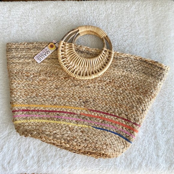 Mallis Women's Straw Tote Bag, Round Wooden Handle, Beach Bag, Color Details - Picture 1 of 8